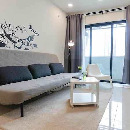 Totoro Theme Suite In Suasana Jb Джохор-Бару Экстерьер фото